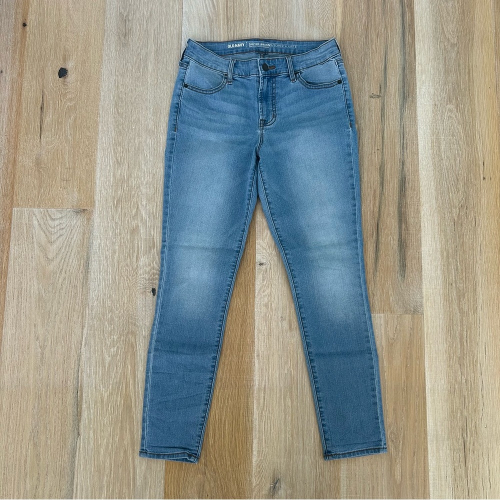 Old Navy Mid-Rise Super Skinny‎ Jeans Size 4